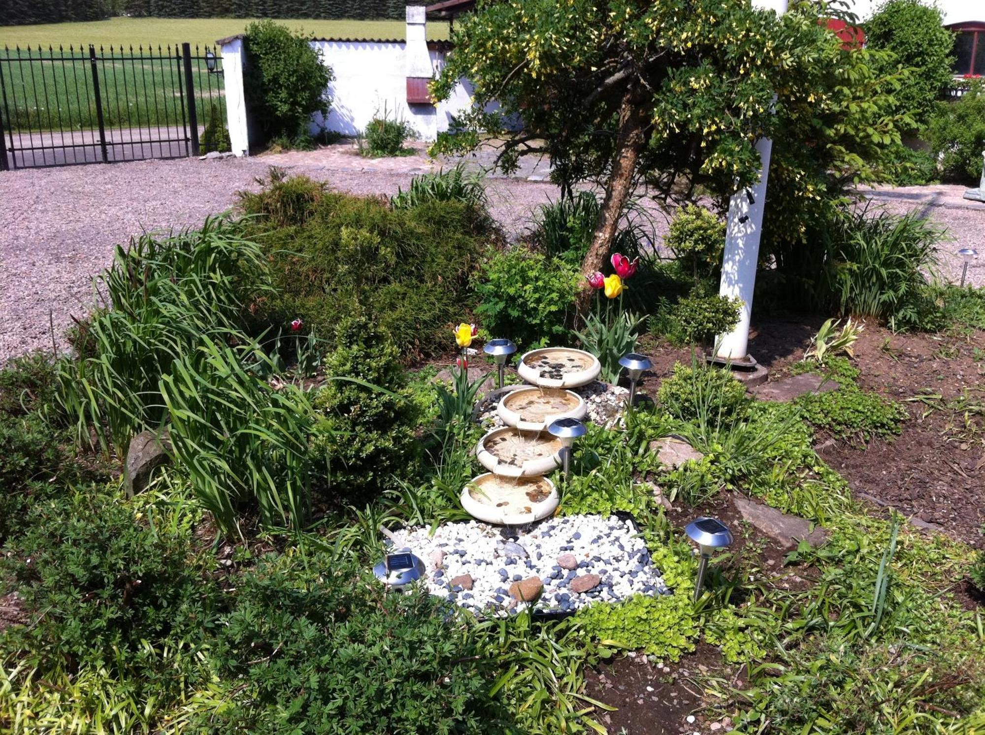 Mattisgarden Bed & Breakfast Östra Ljungby Exterior foto